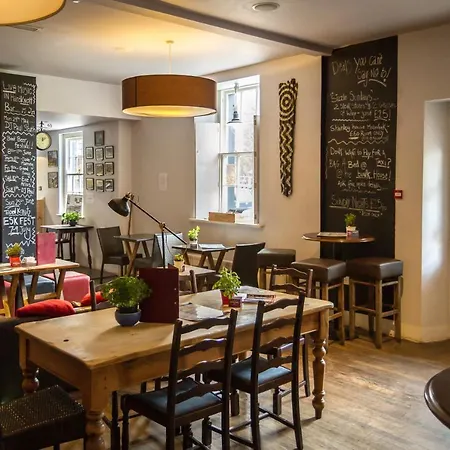 Inn Woolpack 2*