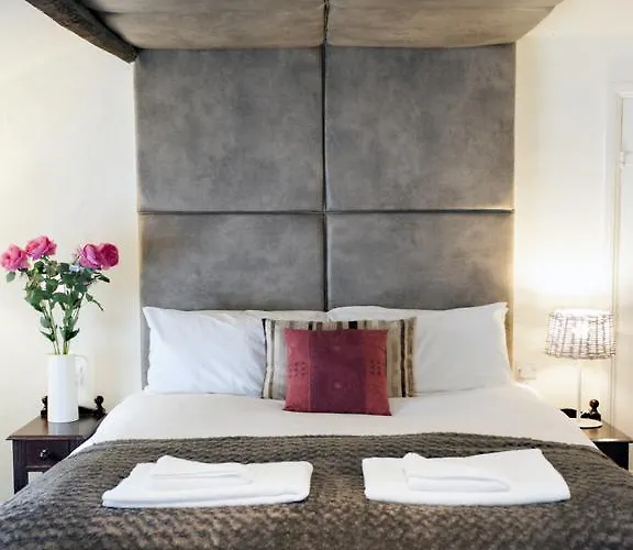 Woolpack Han/Misafirhane 2*